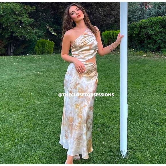 ZARA BLOGGER FAVE!!! Sleeveless Flowy Long Dress LAST ONE!!! - Picture 8 of 16